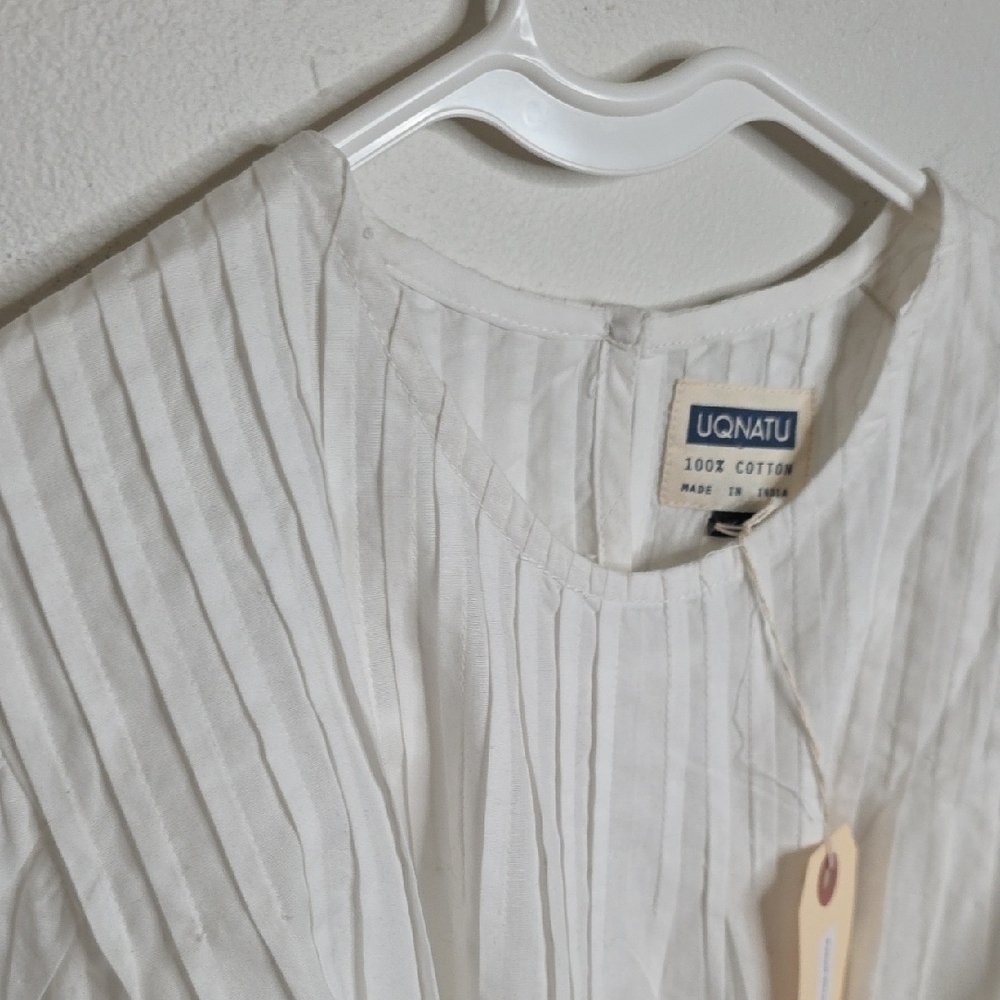 Uqnatu Pintuck White Pleated Blouse with Tie Waist NWT - Picture 4 of 8